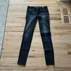 American Eagle Women’s Super Low Jegging